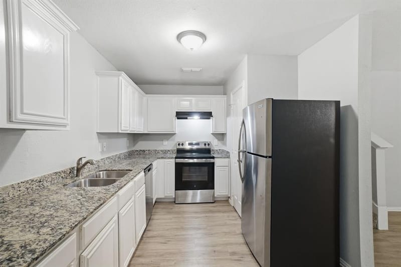 238 Creek Cove Drive, Dallas TX 75217 - Photo 12