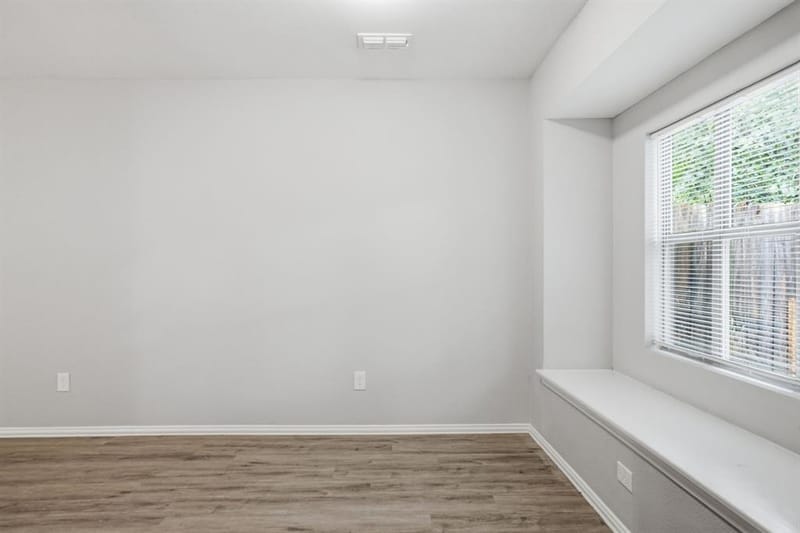 238 Creek Cove Drive, Dallas TX 75217 - Photo 15