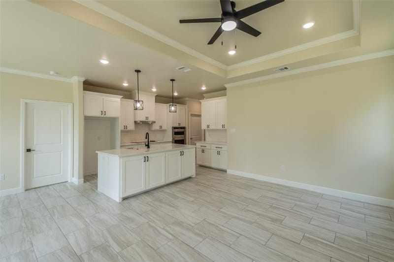 2719 Sycamore Court, Granbury TX 76048 - Photo 6