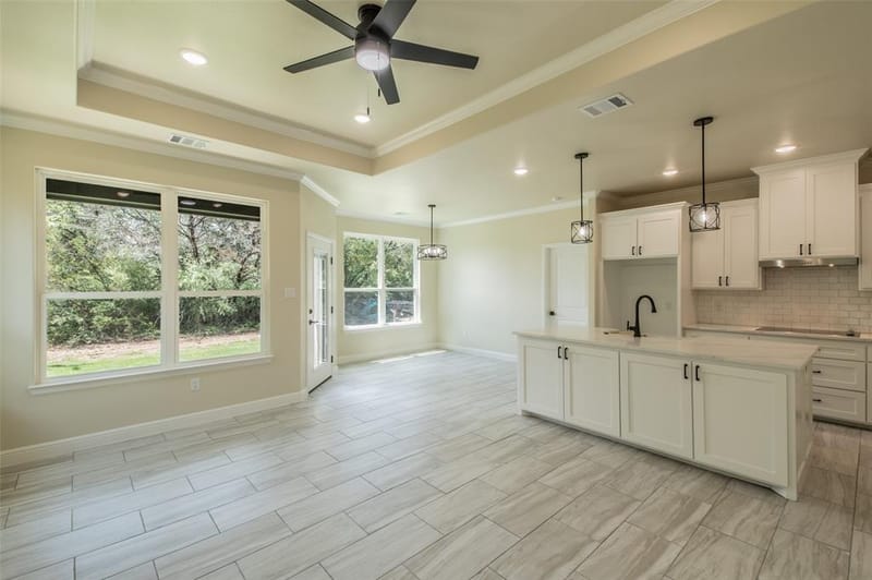 2719 Sycamore Court, Granbury TX 76048 - Photo 5
