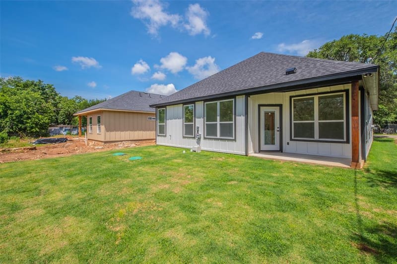2719 Sycamore Court, Granbury TX 76048 - Photo 25