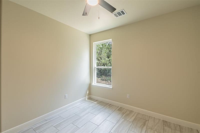 2719 Sycamore Court, Granbury TX 76048 - Photo 21