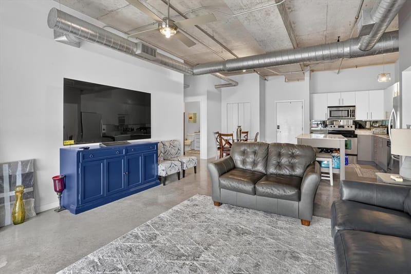 1001 Belleview Street # 703, Dallas TX 75215 - Photo 13