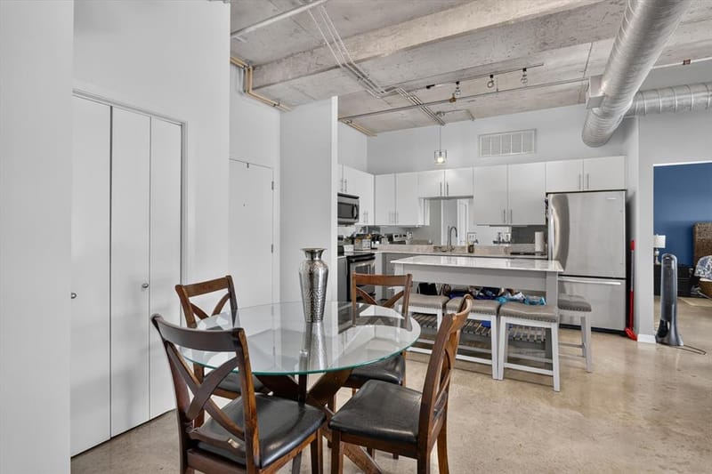 1001 Belleview Street # 703, Dallas TX 75215 - Photo 9