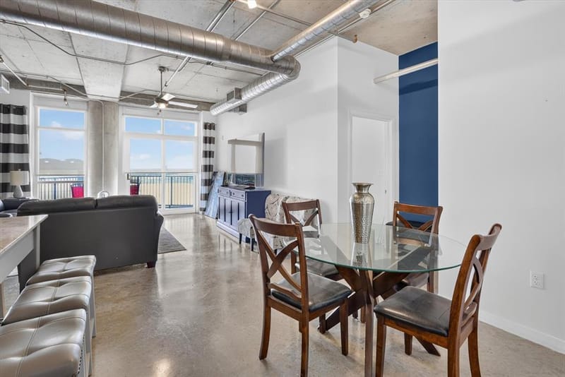 1001 Belleview Street # 703, Dallas TX 75215 - Photo 10