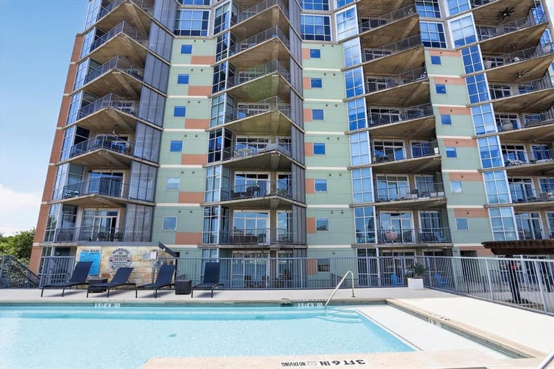 1001 Belleview Street # 703, Dallas TX 75215 - Photo 35
