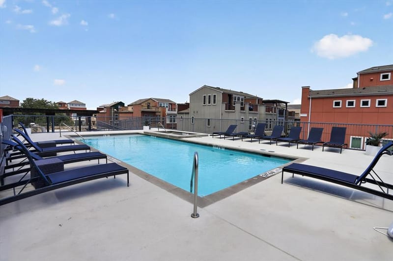 1001 Belleview Street # 703, Dallas TX 75215 - Photo 29