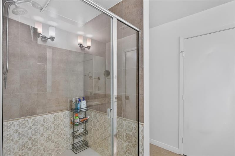 1001 Belleview Street # 703, Dallas TX 75215 - Photo 25