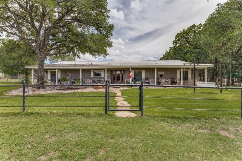 7085 Red Bud Lane, Fort Worth TX 76135 - Photo 2