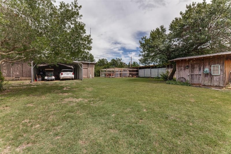 7085 Red Bud Lane, Fort Worth TX 76135 - Photo 28