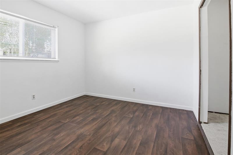 2604 Woodside Drive, Arlington TX 76016 - Photo 16