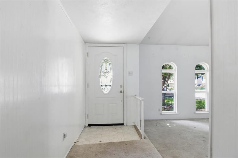 2604 Woodside Drive, Arlington TX 76016 - Photo 3