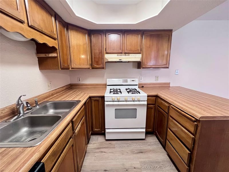 6671 Nyman Drive, Dallas TX 75236 - Photo 7
