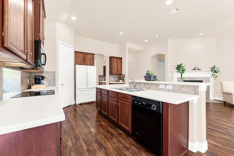 5724 New Castle Drive, Richardson TX 75082 - Photo 6