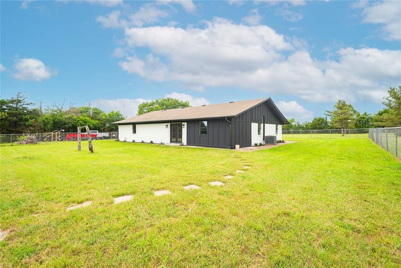 228 Brown Creek Road, Weatherford TX 76085 - Photo 10