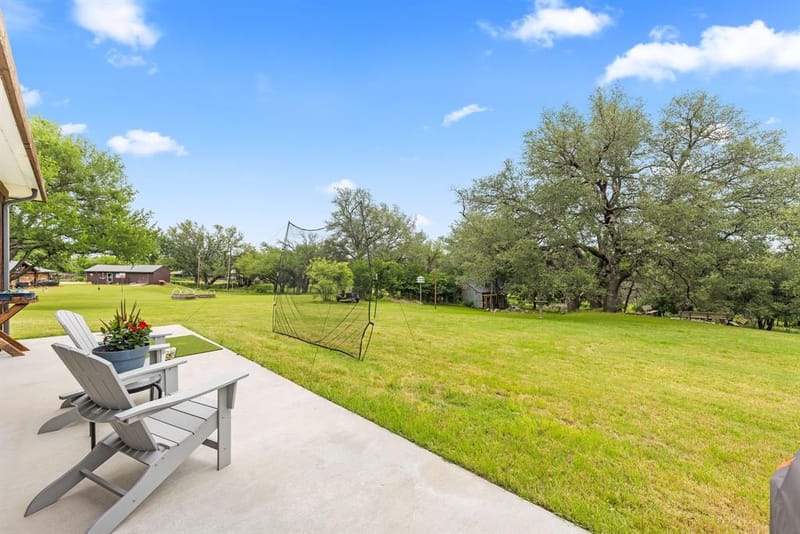 410 De La Cruz Street, Weatherford TX 76085 - Photo 38
