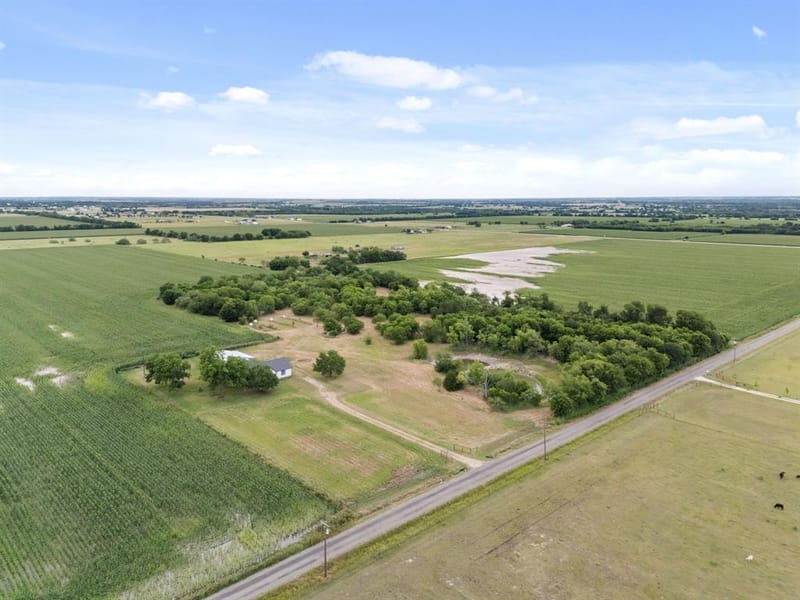 300 Grellhesl, West TX 76691 - Photo 33