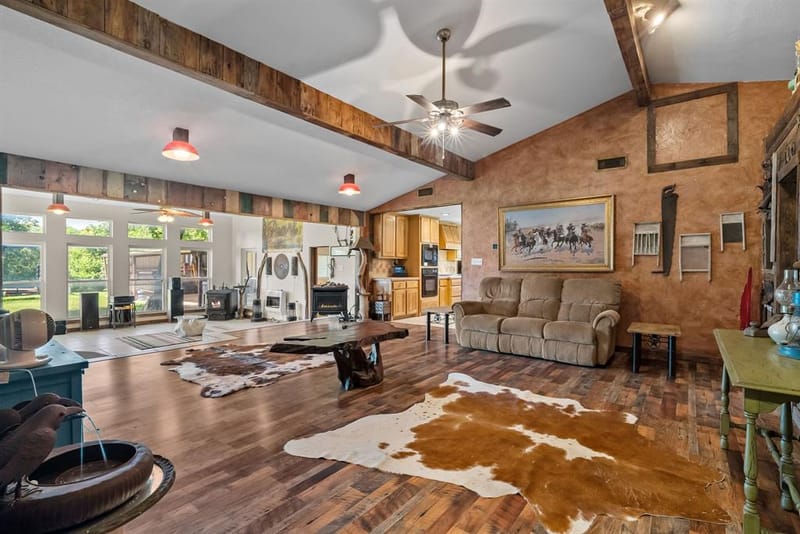 1300 Finney Drive, Weatherford TX 76085 - Photo 9