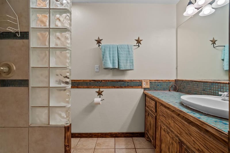 1300 Finney Drive, Weatherford TX 76085 - Photo 24