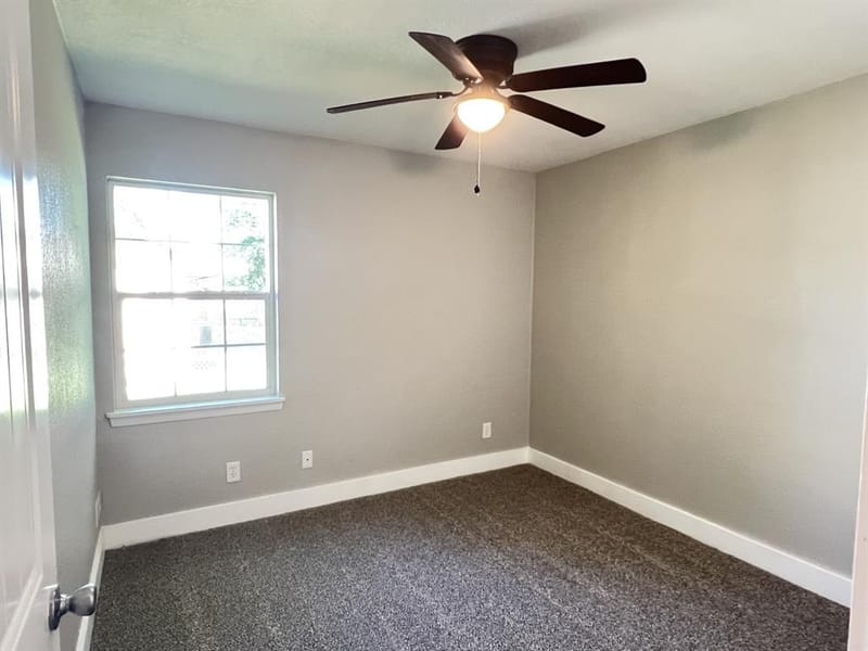 302 Glen Oaks Road, Bonham TX 75418 - Photo 13