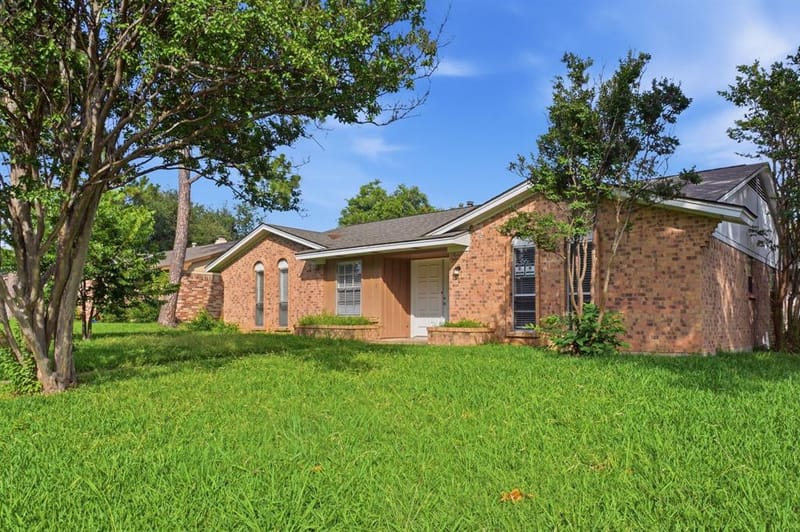 2324 Lovell Drive, Mesquite TX 75150 - Photo 3