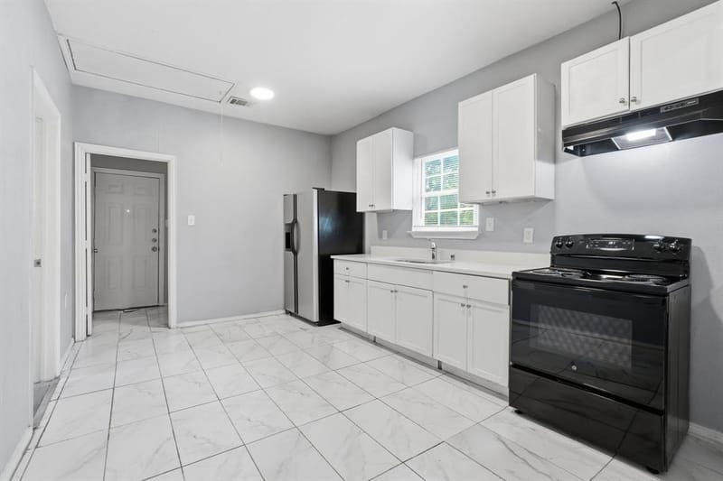 3516 Hamilton Avenue, Dallas TX 75210 - Photo 13