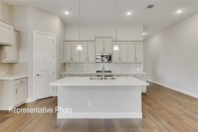 1872 Night Owl Way, Mesquite TX 75181 - Photo 3