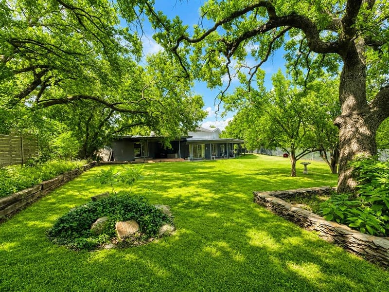 705 10th Street NW, Mineral Wells TX 76067 - Photo 36