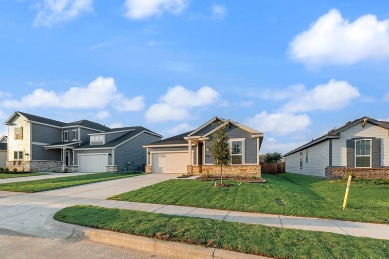 513 Marcus Lane, Crowley TX 76036 - Photo 33