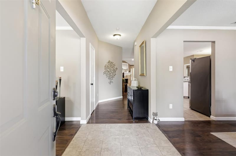 3209 Kingsbury Drive, McKinney TX 75069 - Photo 3