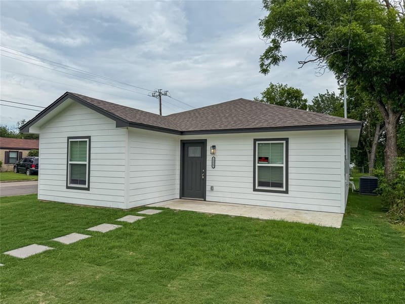 1225 Turner Street, Waco TX 76704 - Photo 2