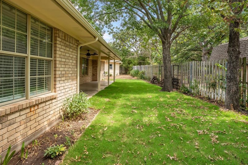 3906 Cimmaron Trail, Granbury TX 76049 - Photo 30