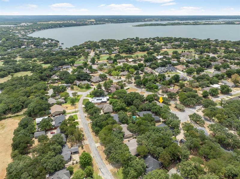 3906 Cimmaron Trail, Granbury TX 76049 - Photo 38