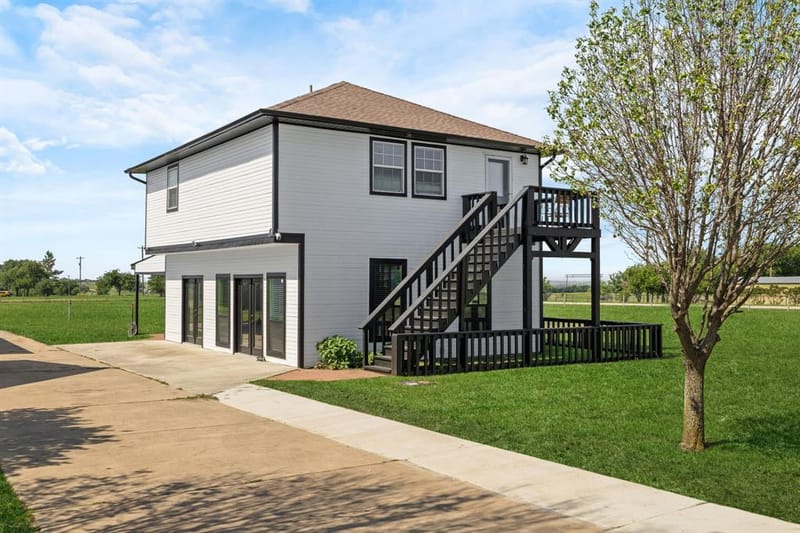 12240 Wellington Road, Ponder TX 76259 - Photo 4