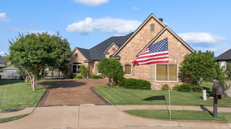 1513 Boca Bay Court, Granbury TX 76048 - Photo 2