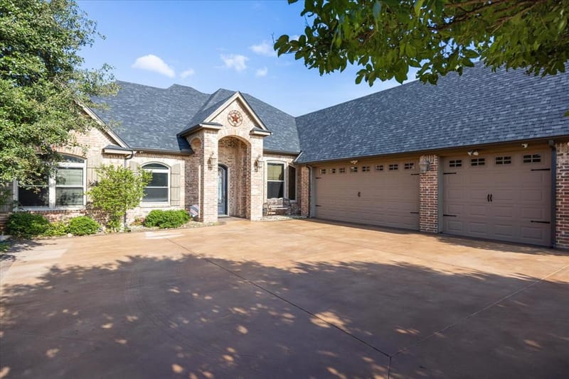 1513 Boca Bay Court, Granbury TX 76048 - Photo 7