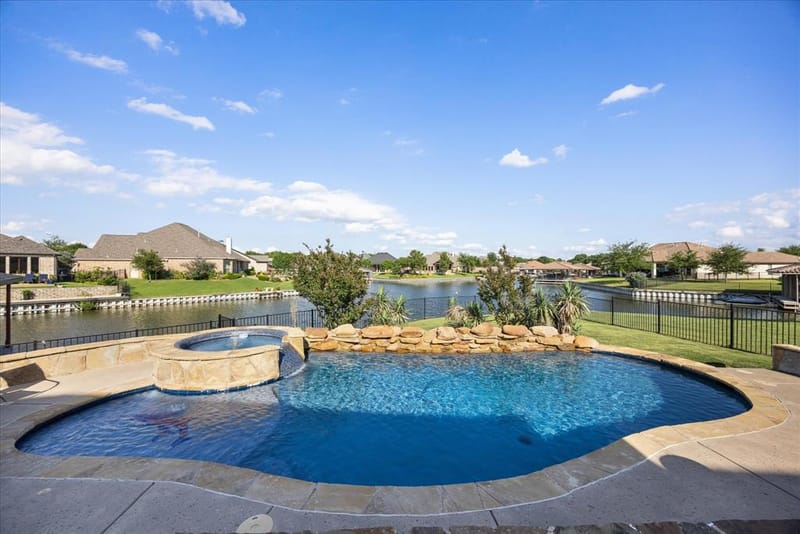 1513 Boca Bay Court, Granbury TX 76048 - Photo 32
