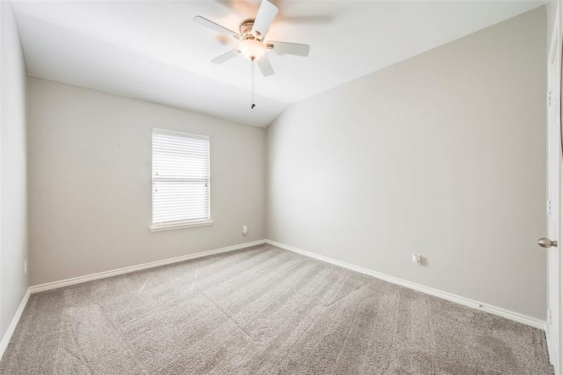 4521 Lakeside Hollow Street, Fort Worth TX 76262 - Photo 24