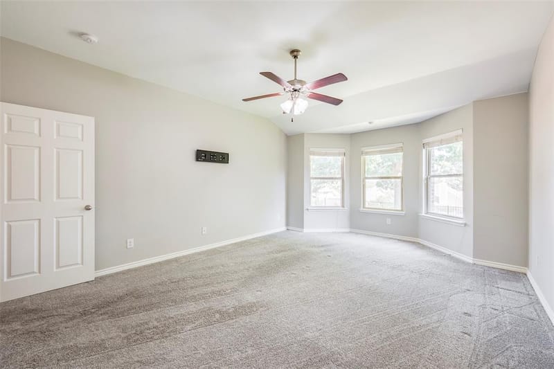 4521 Lakeside Hollow Street, Fort Worth TX 76262 - Photo 15