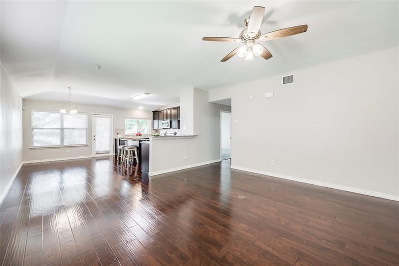 4521 Lakeside Hollow Street, Fort Worth TX 76262 - Photo 8