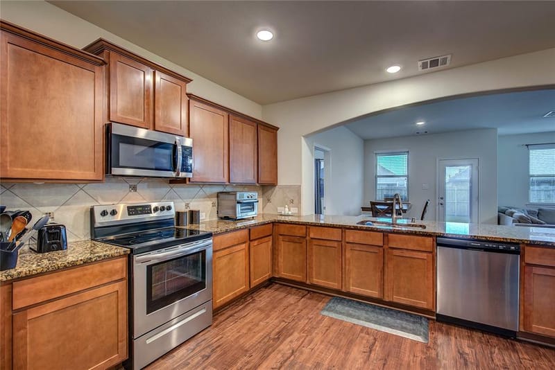 3217 Honeycomb Way, Royse City TX 75189 - Photo 3
