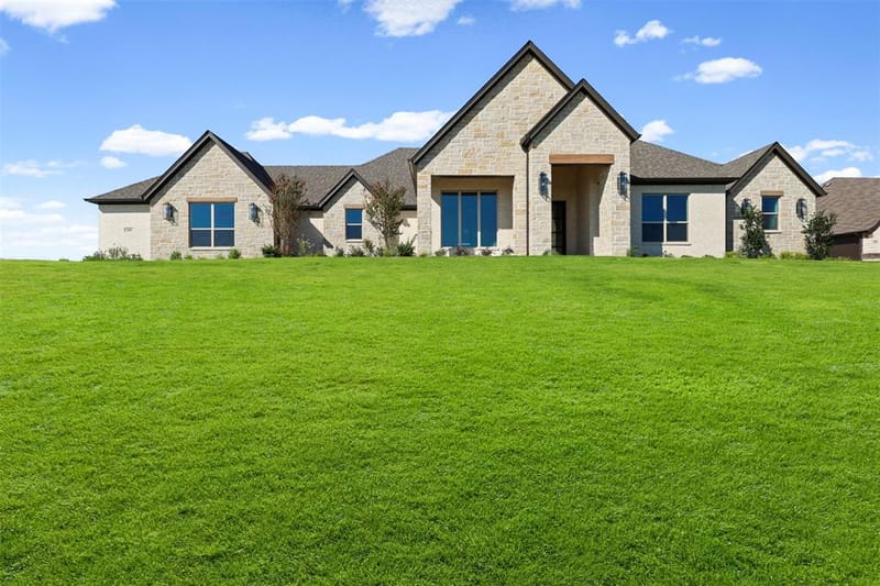 241 Martin Drive, Granbury TX 76049 - Photo 2