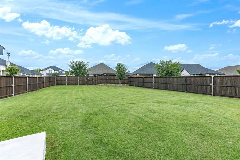 305 Ember Circle, Waxahachie TX 75165 - Photo 35