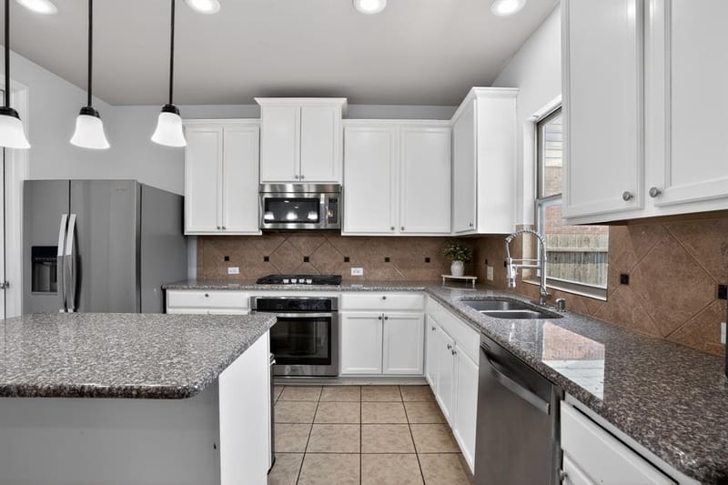 5900 Paddlefish Drive, Fort Worth TX 76179 - Photo 11