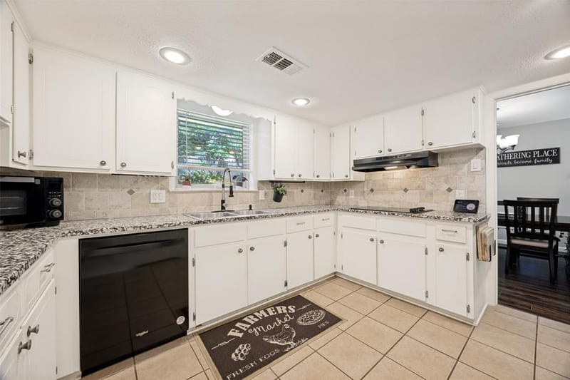 1510 W Mcgee Street, Sherman TX 75092 - Photo 9