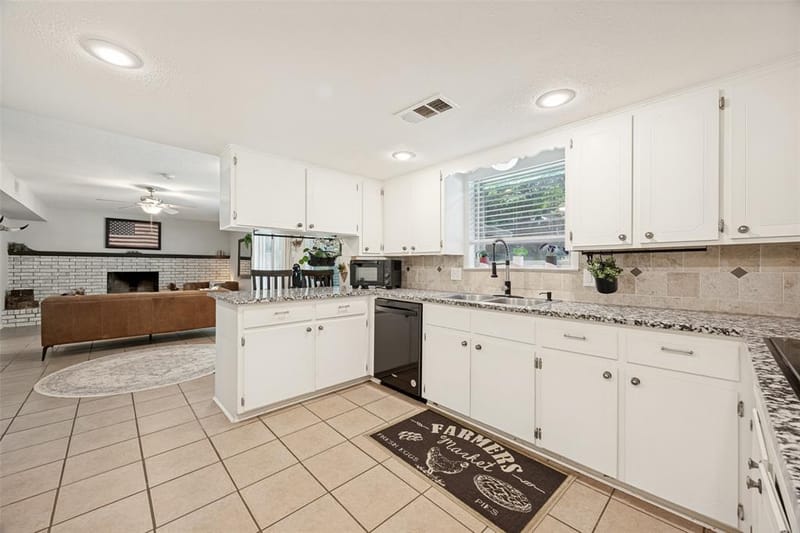 1510 W Mcgee Street, Sherman TX 75092 - Photo 8