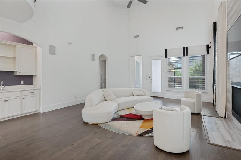 1328 Viridian Park Lane, Arlington TX 76005 - Photo 12