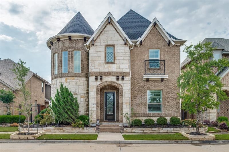 1328 Viridian Park Lane, Arlington TX 76005