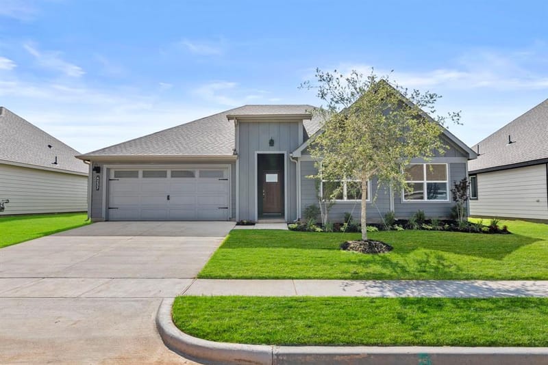 4237 Cornerstone Circle, Granbury TX 76048 - Photo 2