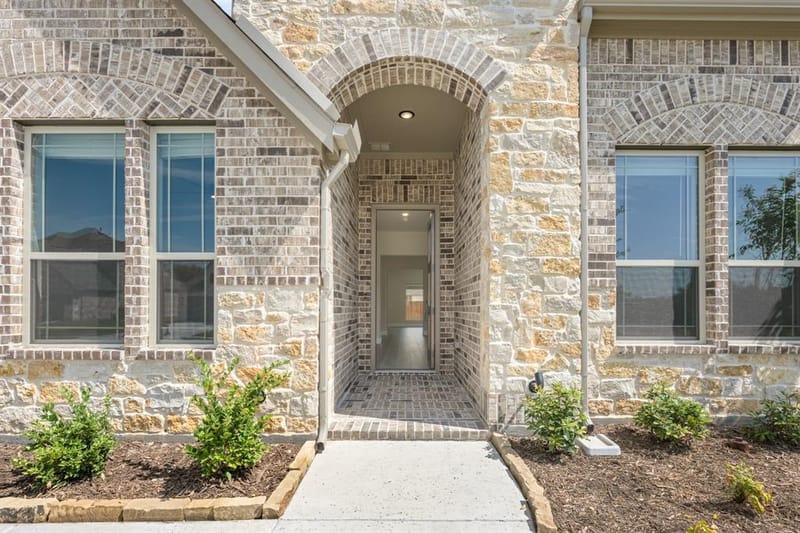 1004 Goldenrod Drive, Justin TX 76247 - Photo 4